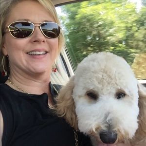 Meet your Posher, Lisa